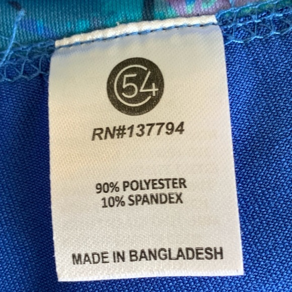 CHASE 54 MATCHING GOLF SET. PULLOVER & SKORT. WOMEN’S TOP SIZE M, SKORT SIZE L - Picture 10 of 13